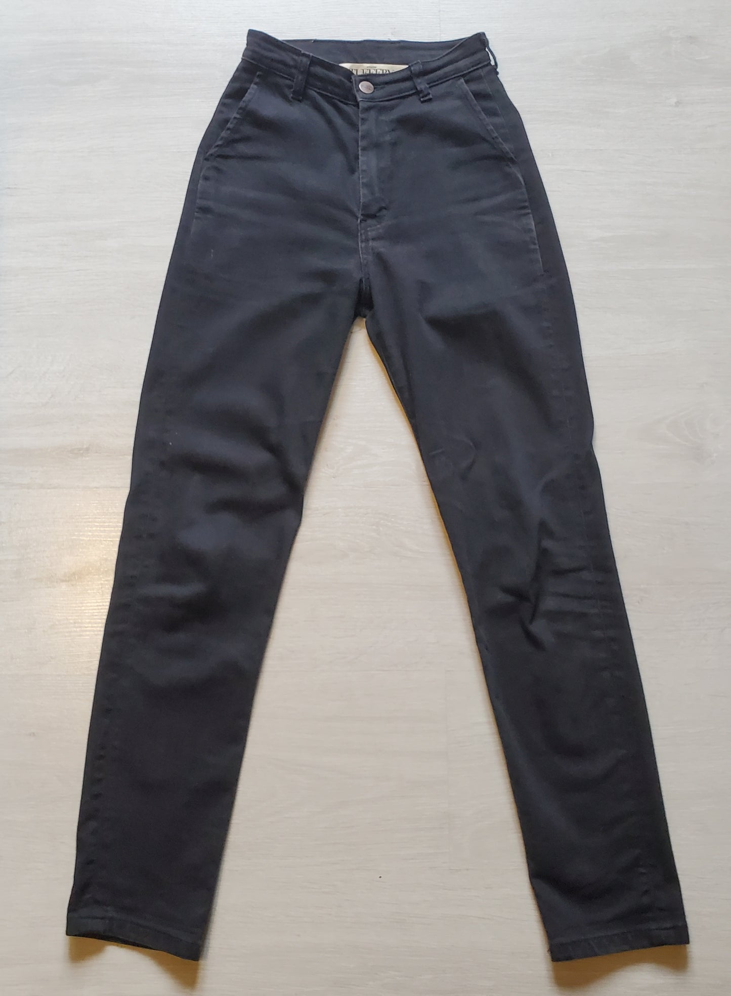 Chino ajusté taille haute Noir - Léonie